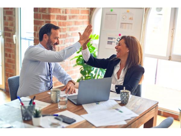 東莞保潔公司如何選擇：專業(yè)資質(zhì)、團隊管理與售后保障全解析